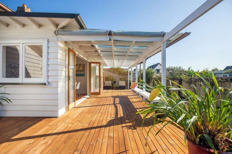 Photo of property in 1148 New North Road, Mount Albert, Auckland, 1025