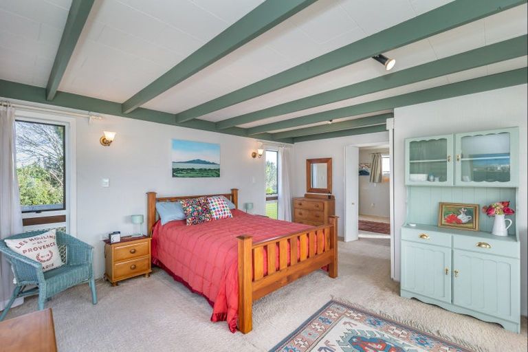 Photo of property in 22 Highbury Drive, Levin, 5510