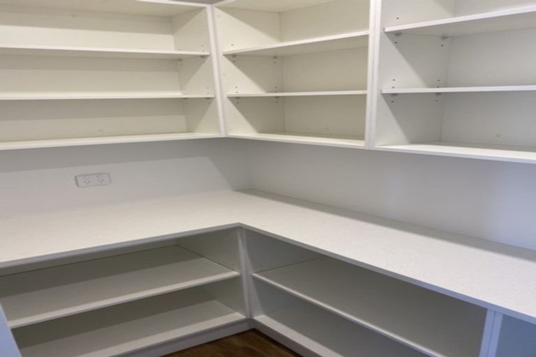 Photo of property in 52 Watkins Drive, Rangiora, 7400