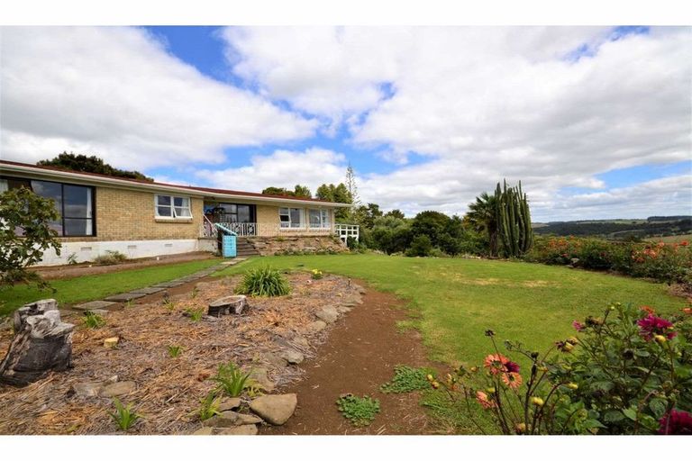 Photo of property in 222 Okokako Road, Waimate North, Kerikeri, 0293