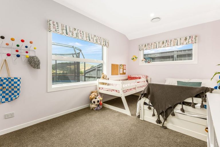 Photo of property in 22 Topsail Way, Whitby, Porirua, 5024