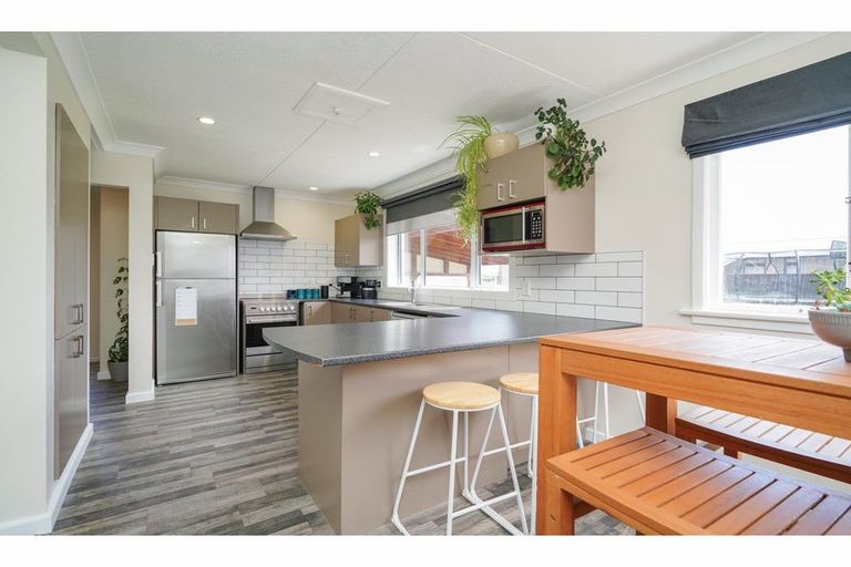 Photo of property in 250 Centre Street, Heidelberg, Invercargill, 9812