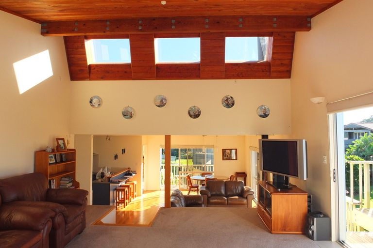 Photo of property in 34 Morrison Road, Matapouri, Whangarei, 0173