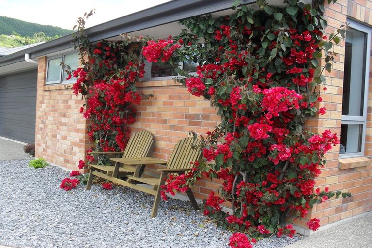 Photo of property in 12 Pine Crest Drive, Richmond, 7020