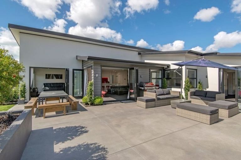 Photo of property in 5 Kohunga Crescent, Bottle Lake, Christchurch, 8083