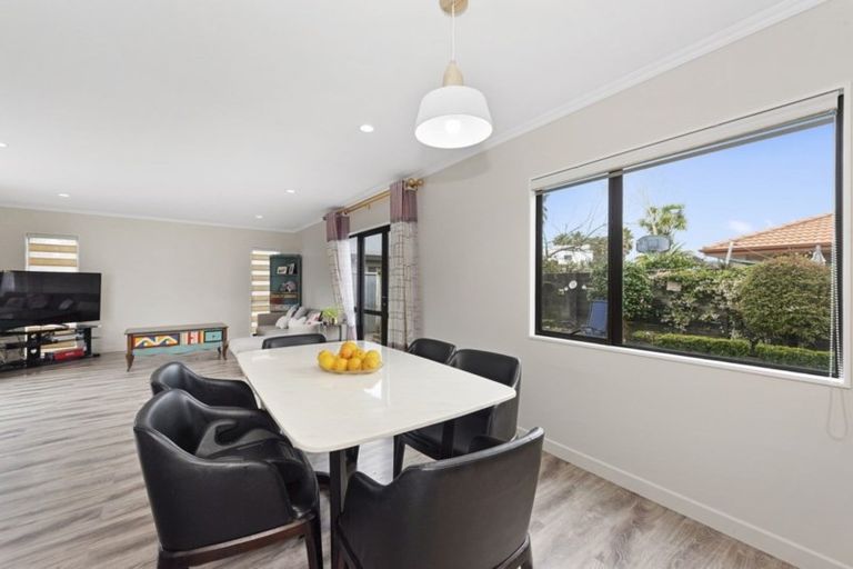 Photo of property in 47 Nielsen Gardens, Rototuna, Hamilton, 3210