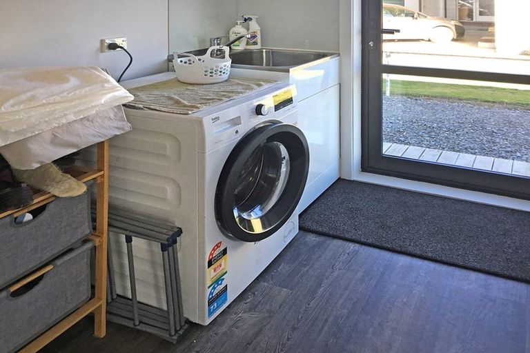 Photo of property in 37 Montrose Avenue, Culverden, 7392