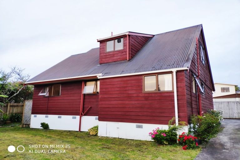 Photo of property in 138a Moire Road, West Harbour, Auckland, 0618