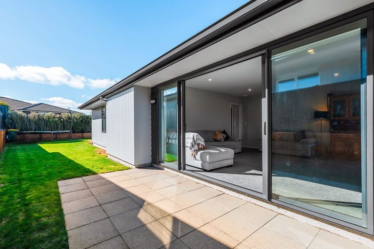 Photo of property in 37 Marabou Crescent, Nukuhau, Taupo, 3330