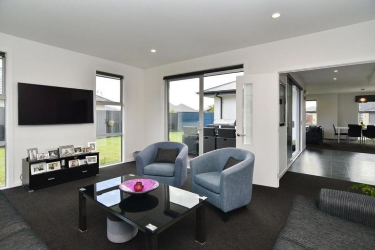 Photo of property in 6 Crampton Close, Kaiapoi, 7630