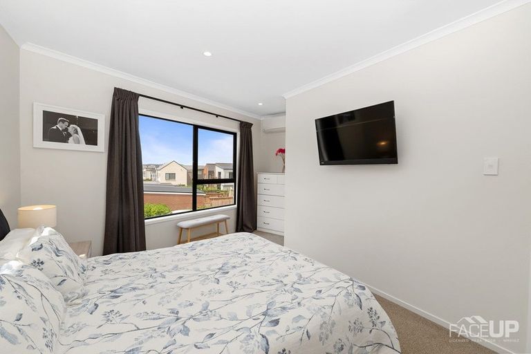 Photo of property in 13 Mapou Road, Hobsonville, Auckland, 0616