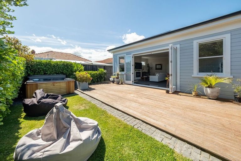 Photo of property in 2 Adelaide Street, Petone, Lower Hutt, 5012