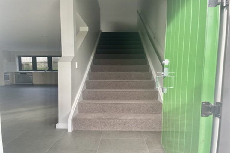 Photo of property in 2/60 Broderick Road, Johnsonville, Wellington, 6037