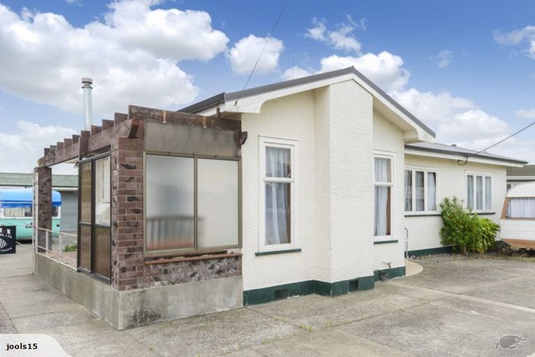 Photo of property in 12 Jellicoe Street, Waipukurau, 4200