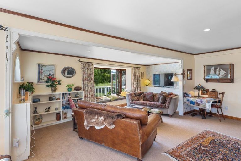 Photo of property in 17 Makora Road, Otaihanga, Paraparaumu, 5036