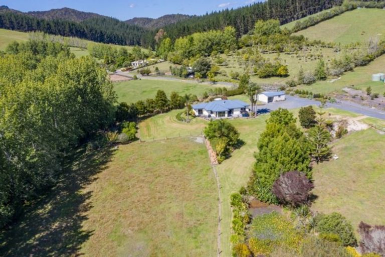 Photo of property in 683e Puketona Road, Haruru, 0204