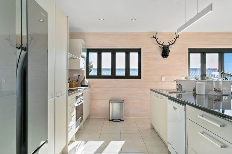 Photo of property in 62 Kaimanawa Street, Omori, Turangi, 3381