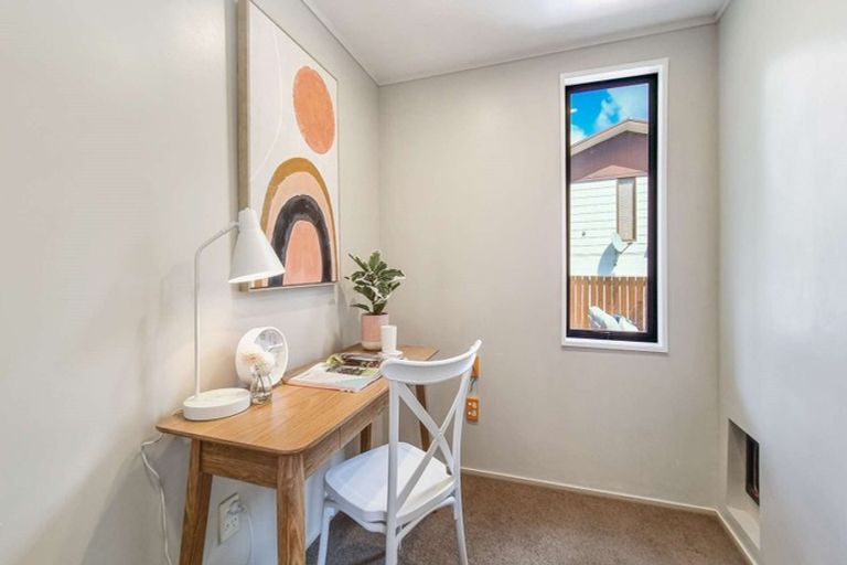 Photo of property in 4 Thackeray Place, Owhata, Rotorua, 3010