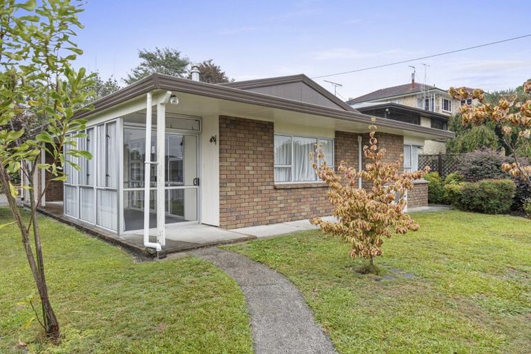 Photo of property in 30 Chaucer Street, Leamington, Cambridge, 3432