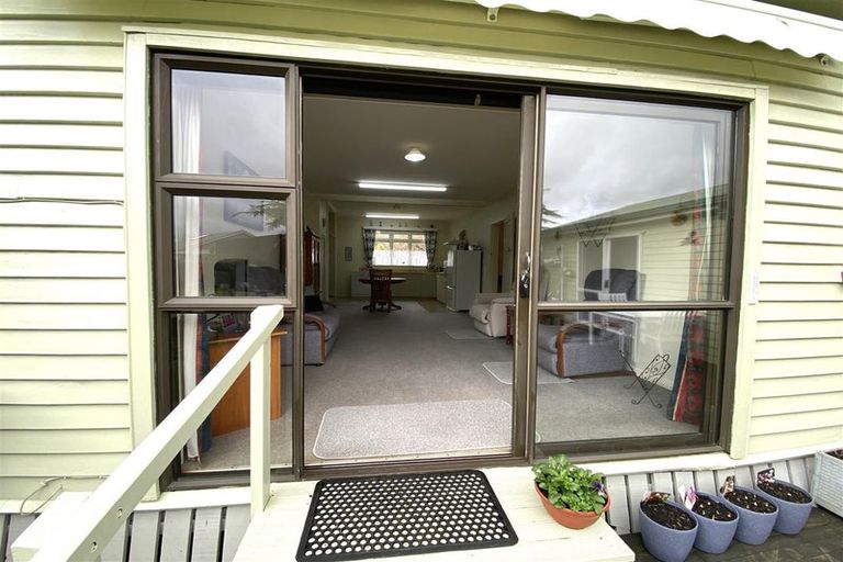 Photo of property in 2 Sinnamon Street, Reefton, 7830