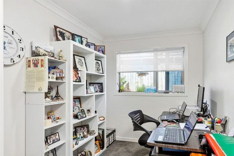 Photo of property in 6 Manuka Close, Mangawhai, 0505