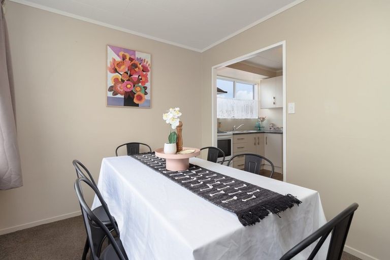 Photo of property in 8a Amethyst Place, Pukehangi, Rotorua, 3015