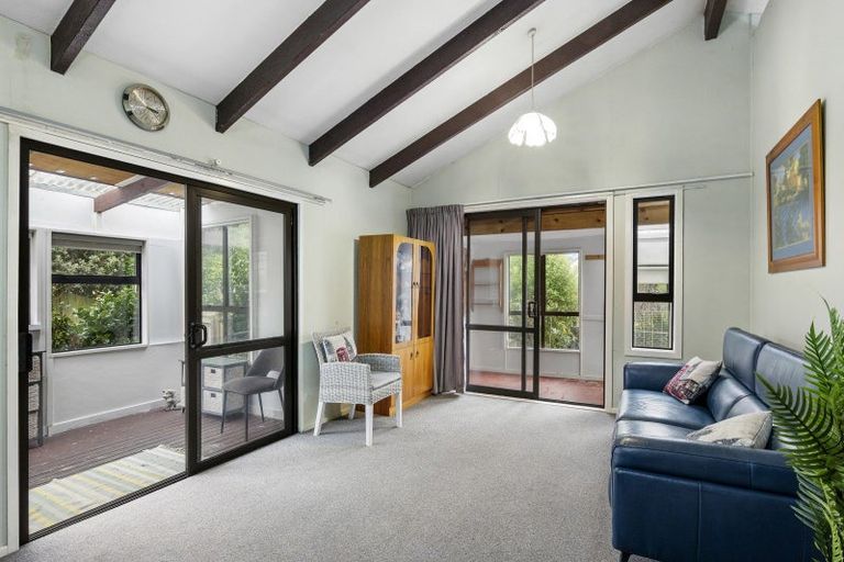 Photo of property in 6 Malabar Crescent, Broomfield, Christchurch, 8042