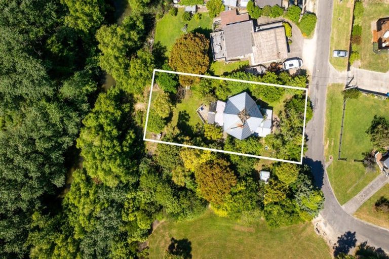 Photo of property in 21 Gillies Crescent, Waimarama, Havelock North, 4294