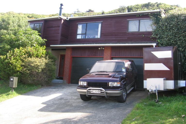 Photo of property in 11 Mclintock Street, Johnsonville, Wellington, 6037