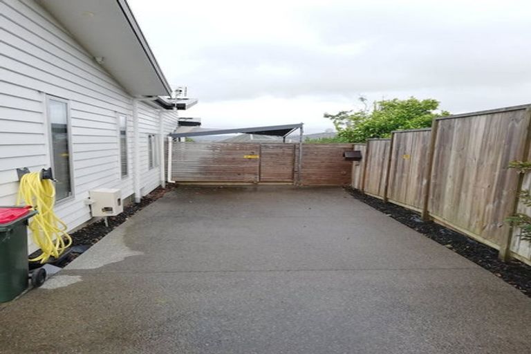 Photo of property in 107 Litten Road, Cockle Bay, Auckland, 2014