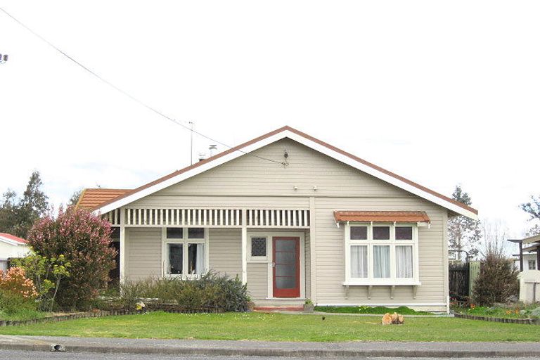 Photo of property in 5 Woburn Street, Waipukurau, 4200