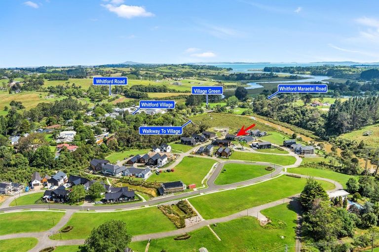 Photo of property in 21 Woodlanding Road, Whitford, Howick, 2571