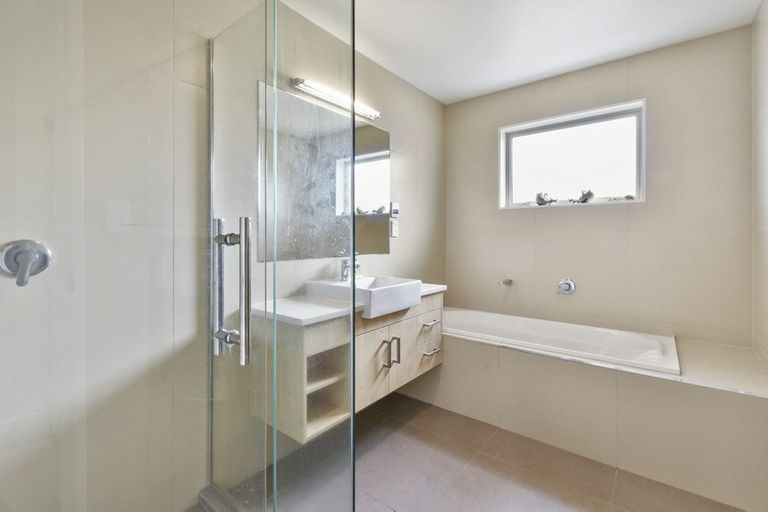 Photo of property in 61 Turnberry Drive, Wattle Downs, Auckland, 2103