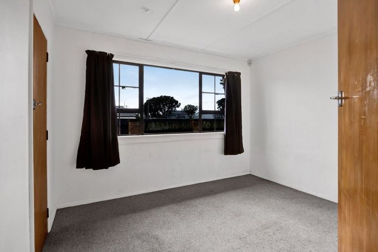 Photo of property in 96 Fairfield Road, Hawera, 4610