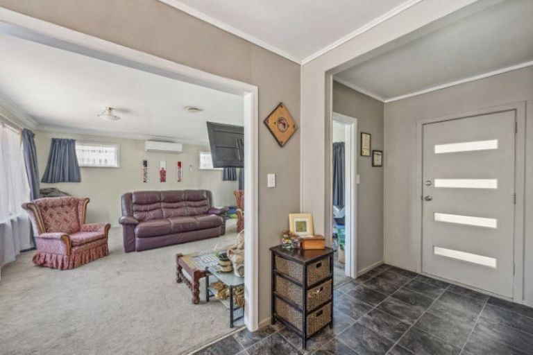 Photo of property in 92 Turner Drive, Western Heights, Rotorua, 3015