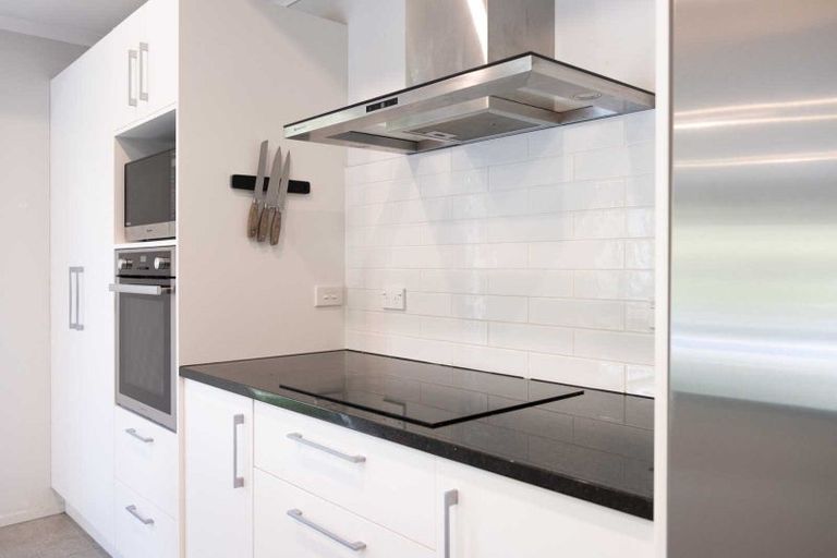 Photo of property in 14 Will Street, Huapai, Kumeu, 0810