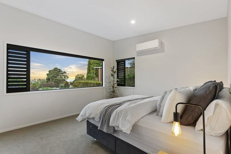 Photo of property in 10a Surville Place, Mairangi Bay, Auckland, 0630