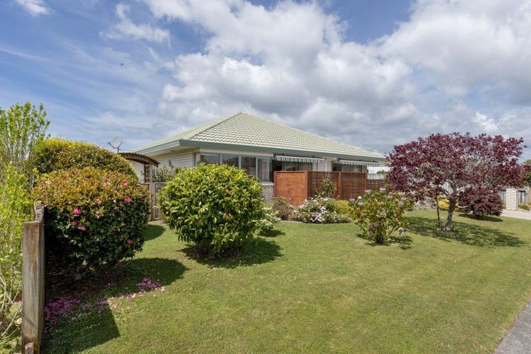 Photo of property in 160 Pacific View Road, Papamoa Beach, Papamoa, 3118