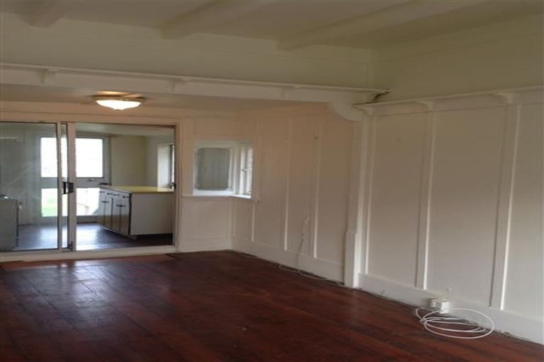 Photo of property in 2/27 Tirangi Road, Rongotai, Wellington, 6022