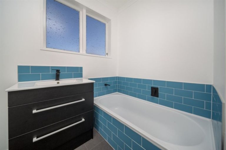 Photo of property in 50a Vogel Street, Hawera, 4610