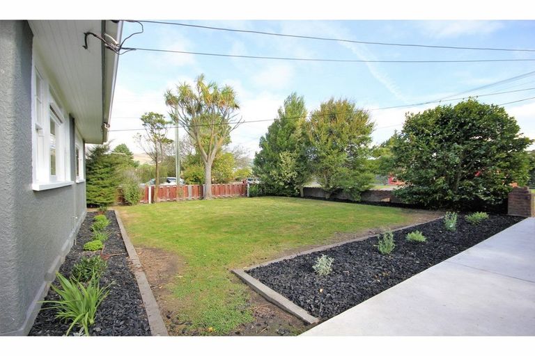 Photo of property in 7 Clouston Street, Saint Martins, Christchurch, 8022