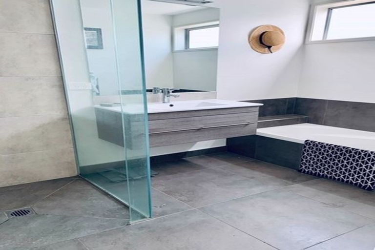 Photo of property in 14 Hampton Mews, Snells Beach, 0920