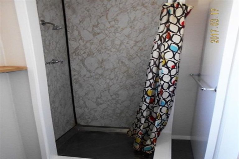 Photo of property in 18 Waipapa Terrace, Hataitai, Wellington, 6021