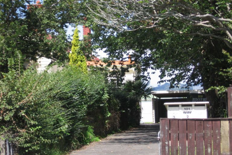 Photo of property in 101 Calliope Road, Stanley Point, Auckland, 0624