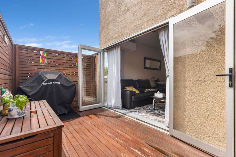 Photo of property in 20a Elizabeth Street, Victoria, Rotorua, 3010