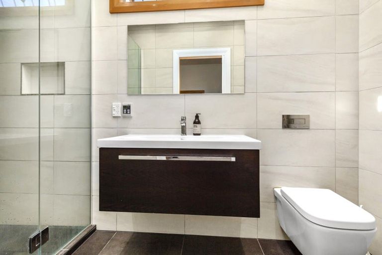 Photo of property in 32 Frankmoore Avenue, Johnsonville, Wellington, 6037