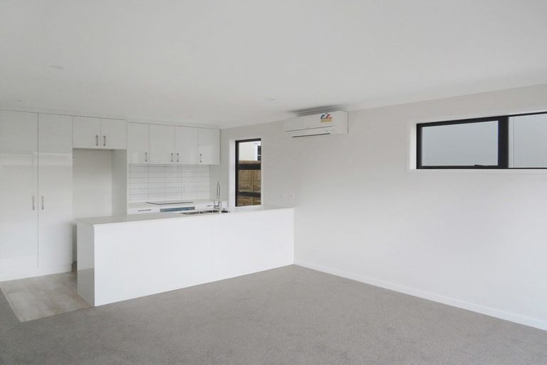 Photo of property in 90b Cambridge Terrace, Waterloo, Lower Hutt, 5011