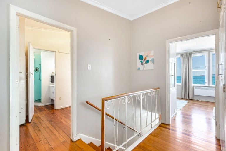 Photo of property in 609 Marine Drive, Days Bay, Lower Hutt, 5013