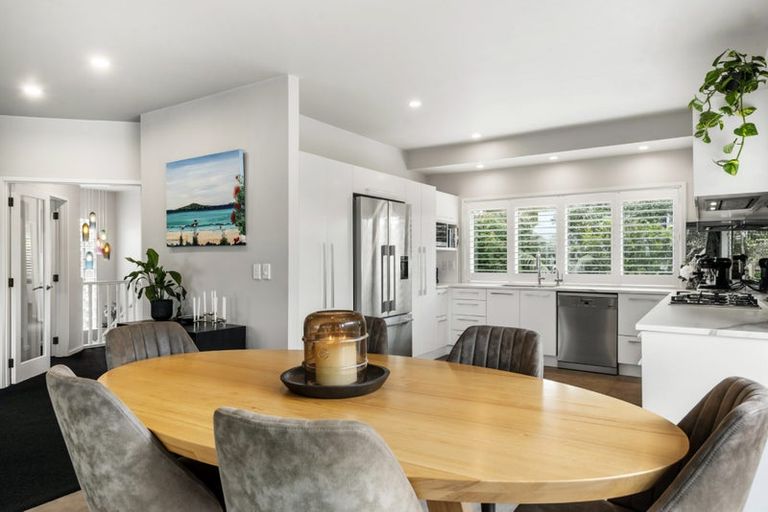Photo of property in 24 Muritai Road, Milford, Auckland, 0620