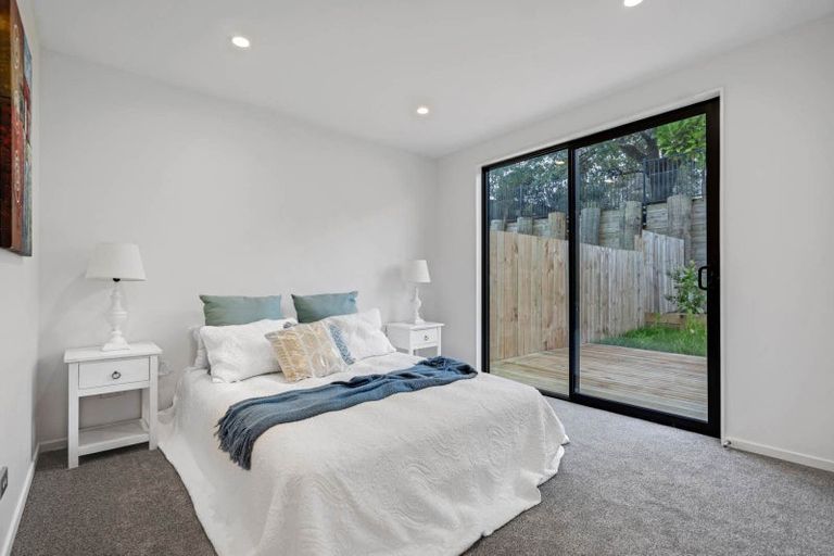 Photo of property in 19 Korokio Lane, Henderson, Auckland, 0612